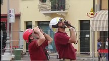 Ficarolo (RO) - Terremoto - Vigili del Fuoco - Recupero Campane dal Campanile (25.05.12)