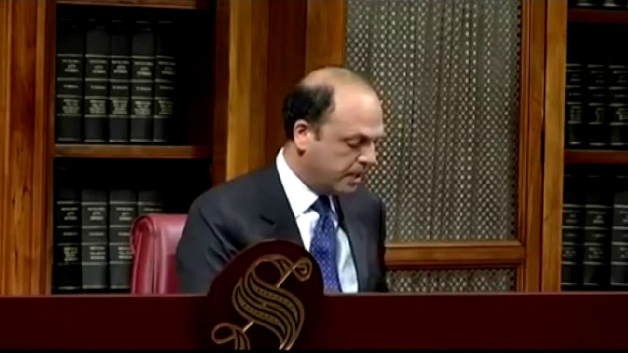 Alfano - Lapsus Berlusconi Presidente della Repubblica (25.05.12)