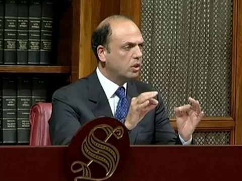 Alfano - Si deve poter scegliere direttamente il Presidente della Repubblica (25.05.12)