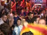 Canaletas se tiñe de azulgrana para festejar el título de la Copa del Rey