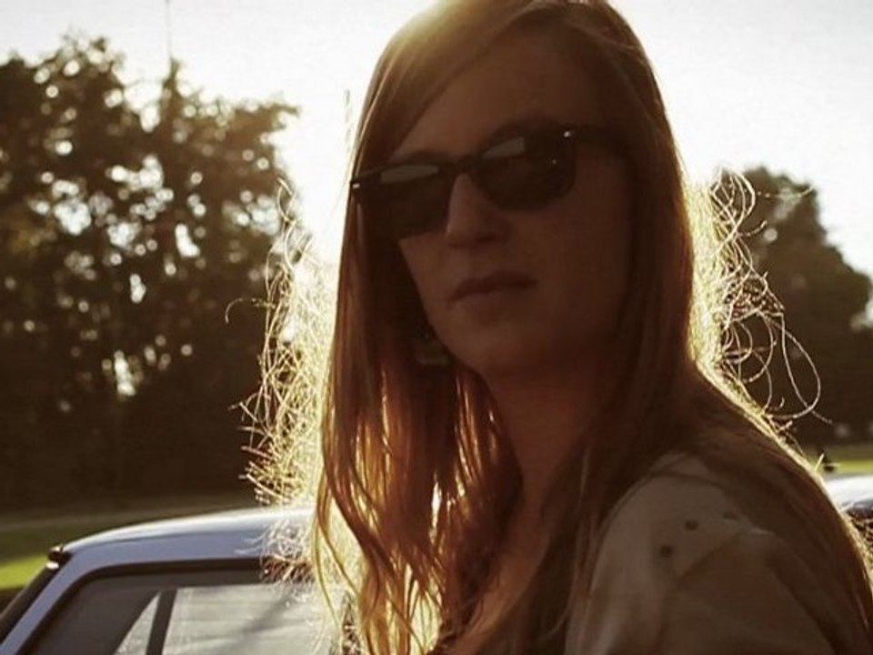 CLELIA VEGA Losing my religion (REM cover)