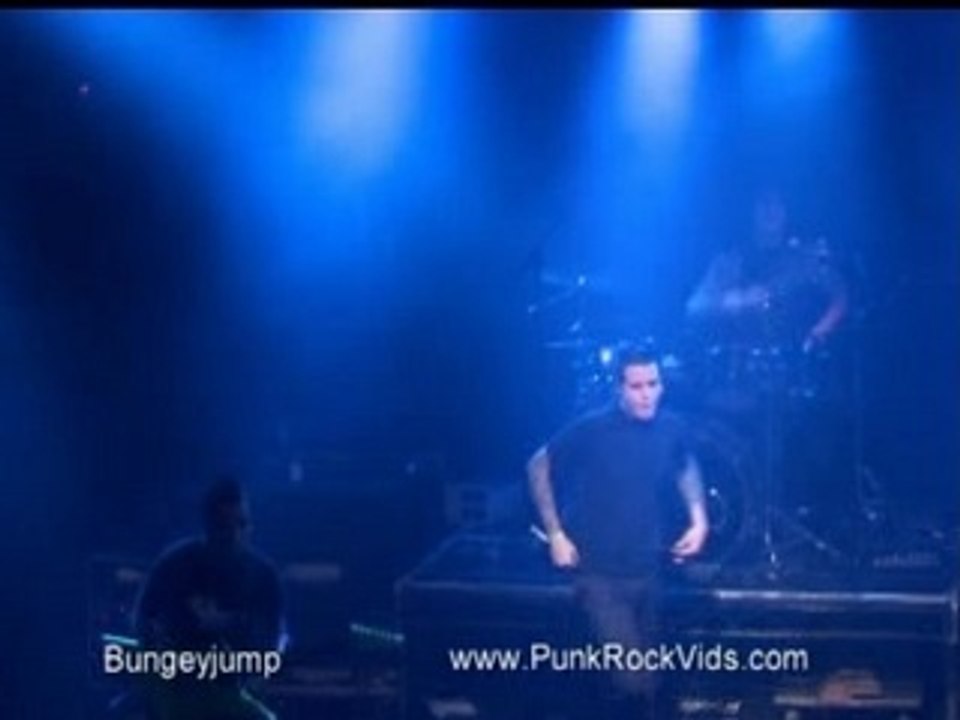 Atreyu - A Song For The Optimists Live