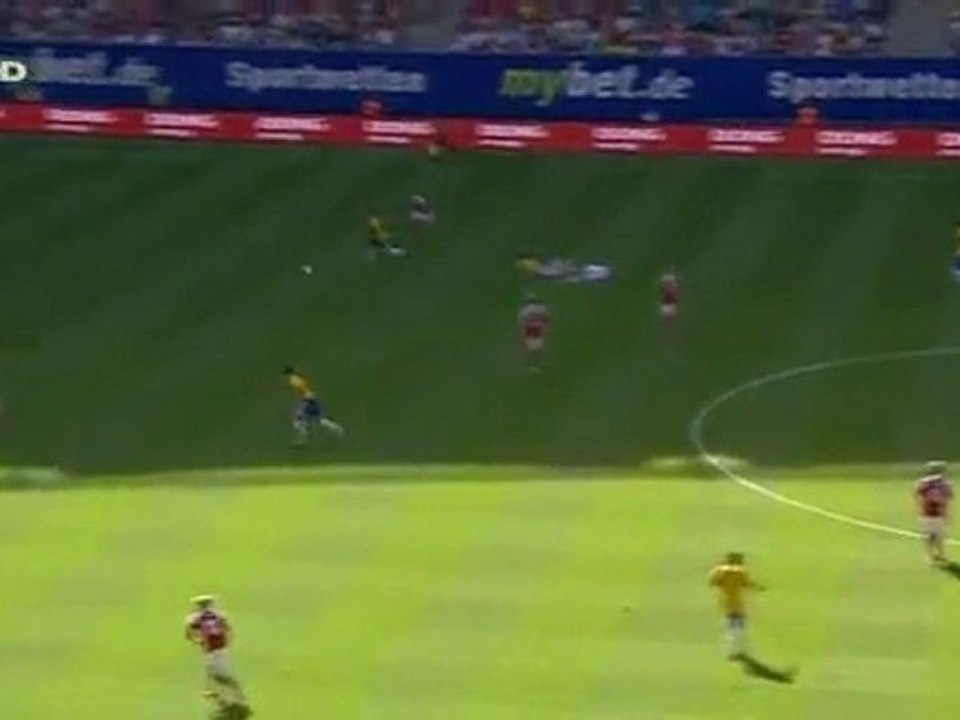 Brazil vs Denmark 3:0 Hulk
