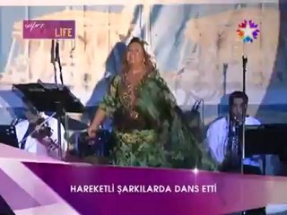 Sibel Can yeni albümünün satışlarından hayli memnun