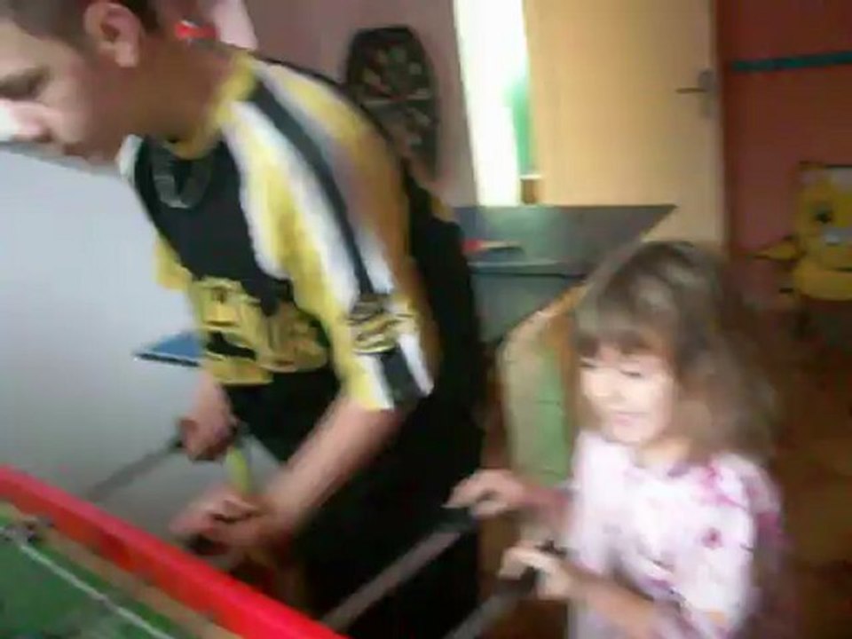 024.......MES PETITS ENFANTS DANS LA SALLE DE JEUX  A EUX  CHEZ MOI A LA MAISON