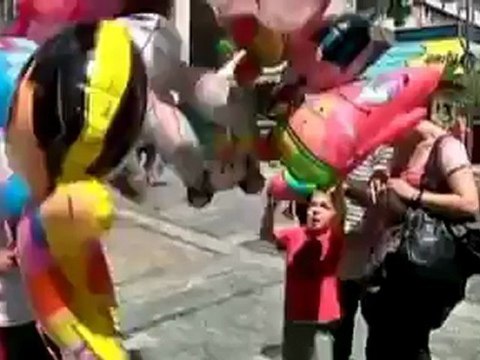 Greek Conservatives say a vote for their party is a vote for the euro.