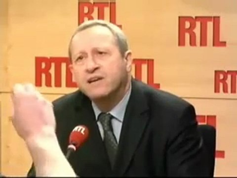 Guy Labertit parle de la crise ivoirienne et tacle Sarkozy.