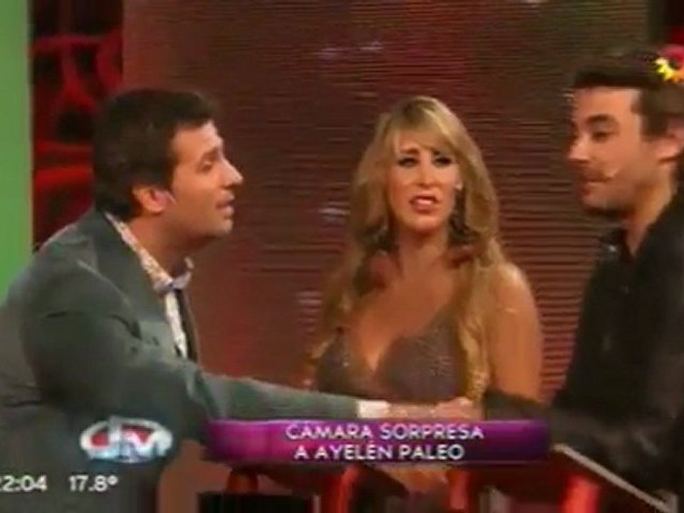 Pedro en Sábado Show Cámara Sorpresa a Ayelén Paleo 2 - 26 de Mayo