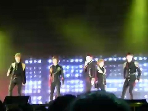 Boyfriend - Intro + Don't Touch My Girl 120226 Fanmeet @SG