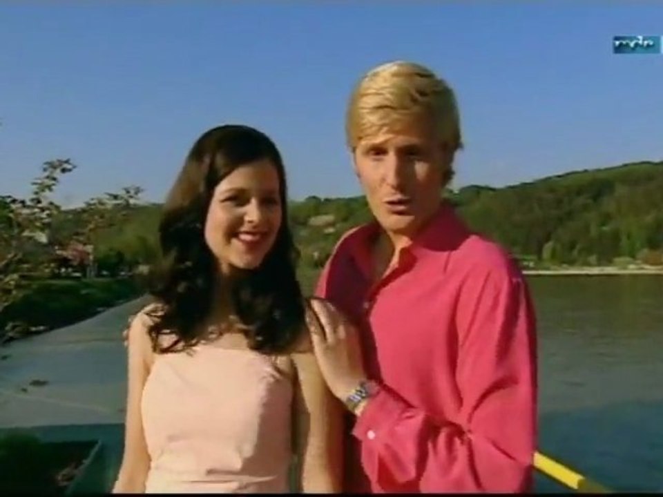 Melanie Oesch & Maxi Arland - Hit Medley