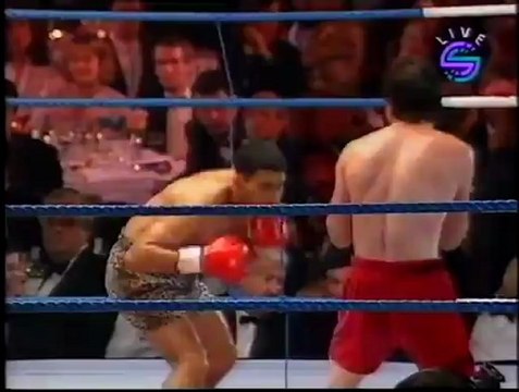 Naseem Hamed vs Miguel Matthews 4th of 37
