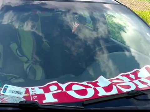 Jak wspieramy naszą drużynę narodową _)-20120527-1734