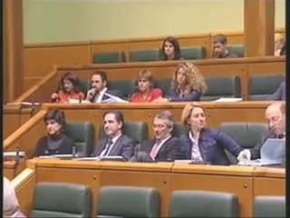 Y siguen las maniobras contra María San Gil...