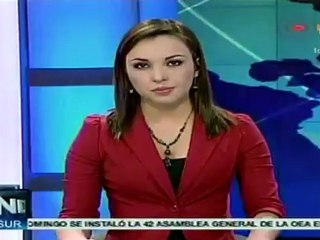 Veneuzela presenta armamento hallado en prisión La Planta