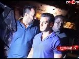 Salman Khan manipulates Arbaaz Khan on the sets of 'Dabangg 2'