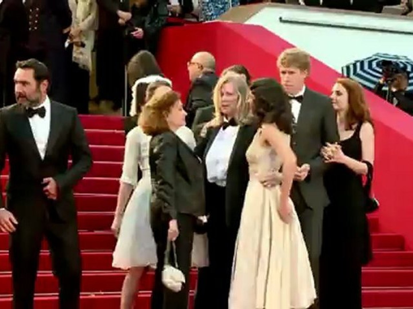 ⁣Cannes Red Carpet: Closing ceremony