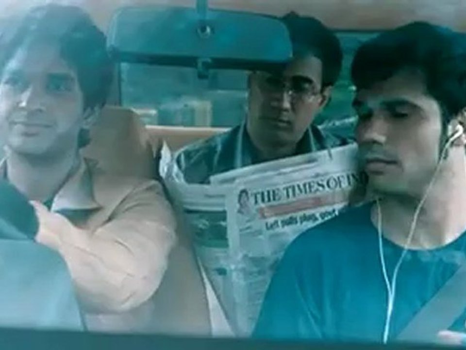 Fatso (2012) DVDRip -Watch Online - DESICORNER.NET (1)-001