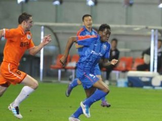 Premier but avec Shanghai pour le Français Mathieu Manset !