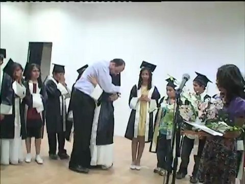 MUTLU ÇOCUKLAR SINIFI MEZUNİYET GECESİ VEDA GÖRÜNTÜLERİ