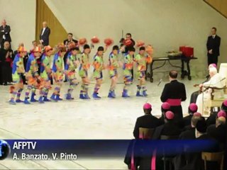 Vaticano tenta poupar imagem