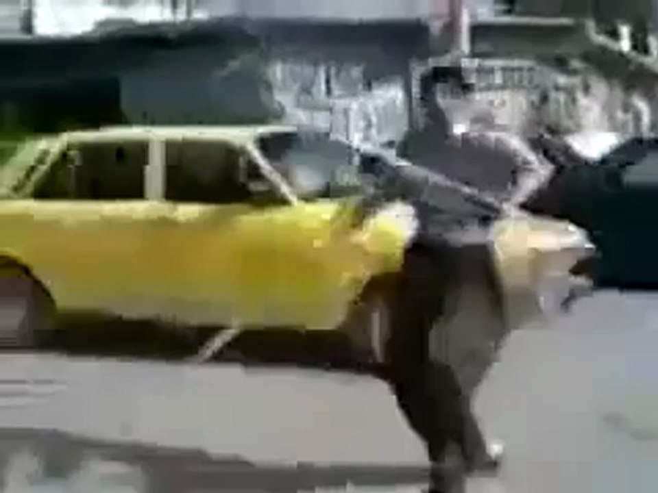 Sakat Adam Bir Anda İyileşti.