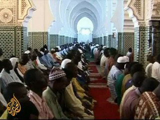 Senegal statue triggers controversy - 27 Sept 09