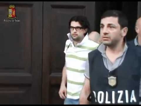 Coverciano (FI) - Calcioscommesse blitz della polizia 1 (28.05.12)