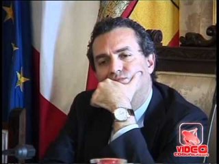 Napoli - Approvato bilancio previsione 25 milioni per manutenzione stradale (28.05.12)