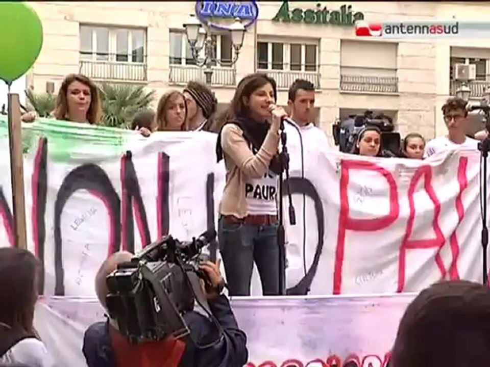 TG 28.05.12 Brindisi, migliaia i "non ho paura" per Melissa