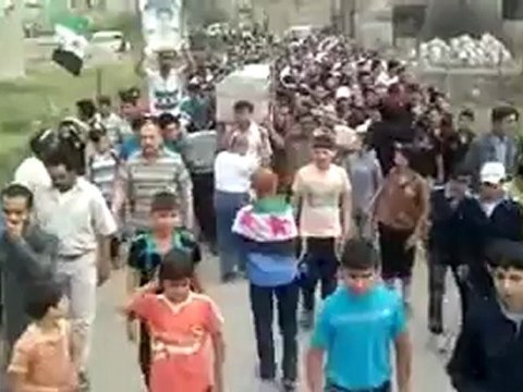 Syria فري برس تشيع الشهيد الطفل عمار المحمد صاحب كلمة فداك ياوطني 28 5 2012 Syria