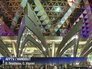 Macau gambles on Chinese big spenders