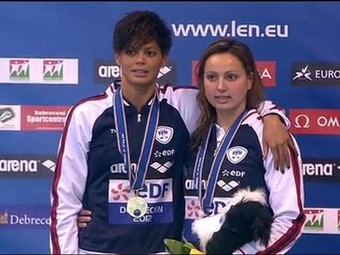 J7 - Podium de Coralie Balmy et Ophélie-Cyrielle Etienne au 200m NL F - ChE 2012