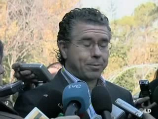 Guardans critica a Aguirre "por huir de Bombay ella sóla"