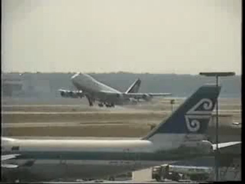 Crazy Pilot - Must See !!!