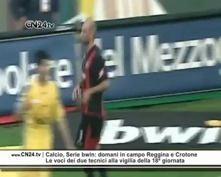 Calcio, Serie bwin: domani in campo Reggina e Crotone