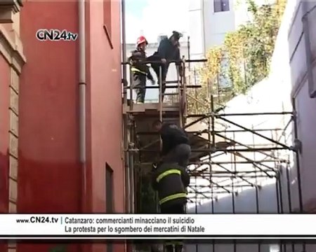 Catanzaro: commercianti minacciano il suicidio per lo sgombero dei mercatini di Natale