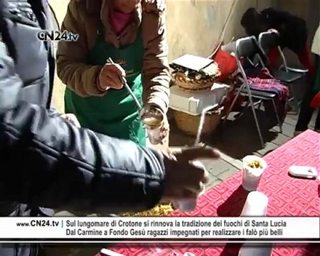 Sul lungomare di Crotone si rinnova la tradizione dei fuochi di Santa Lucia