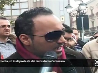 Phonemedia, sit in di protesta dei lavoratori a Catanzaro