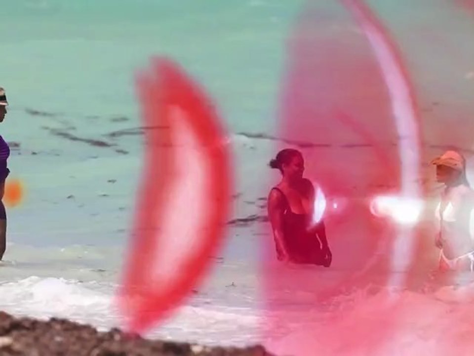 Gabrielle Union beeindruckt in knappem Bikini in Miami