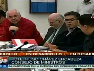 Chávez revisa diversos proyectos en marcha