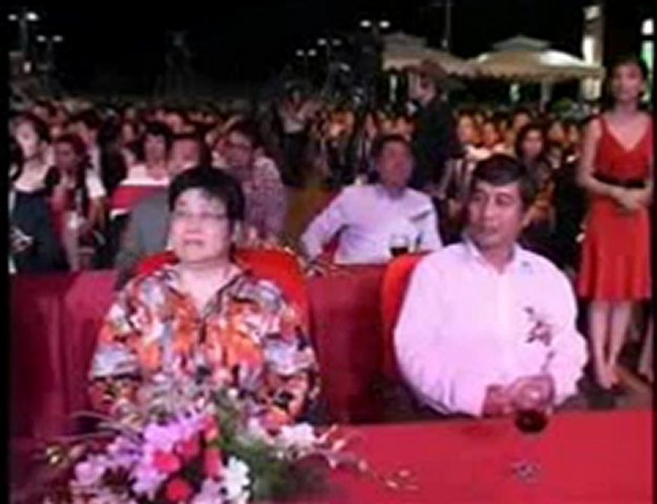 Era Town trên kênh HTV 01