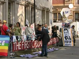 GB, Corte Suprema: sì all'estradizione di Assange in Svezia