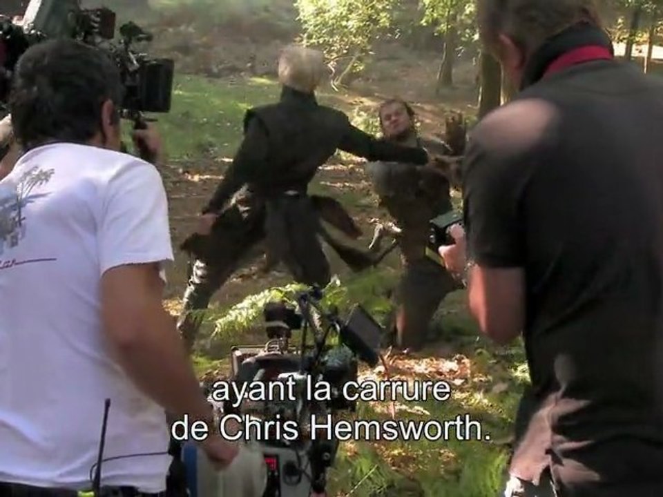 Blanche Neige et le Chasseur - Featurette 'Un combat à mort'  [VOST|HD]