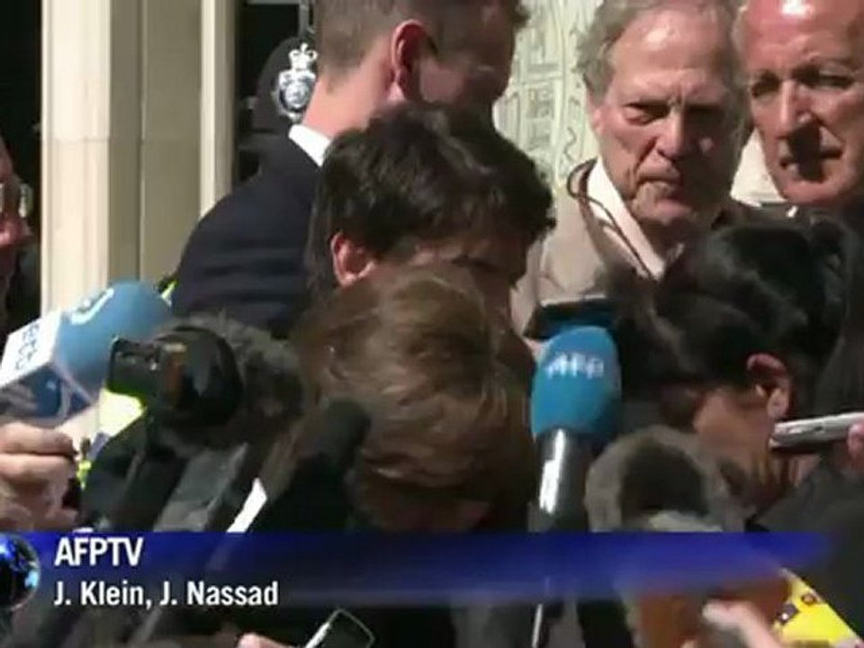 UK court rules Assange can be extradited to Sweden