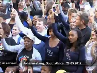 Special birthday song for Mandela - no comment