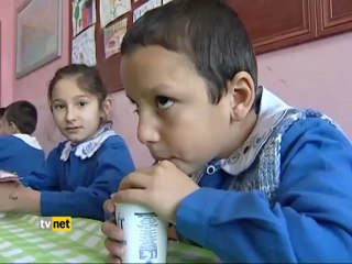 BAŞBAKAN'DAN AYRINTILI SÜT AÇIKLAMASI