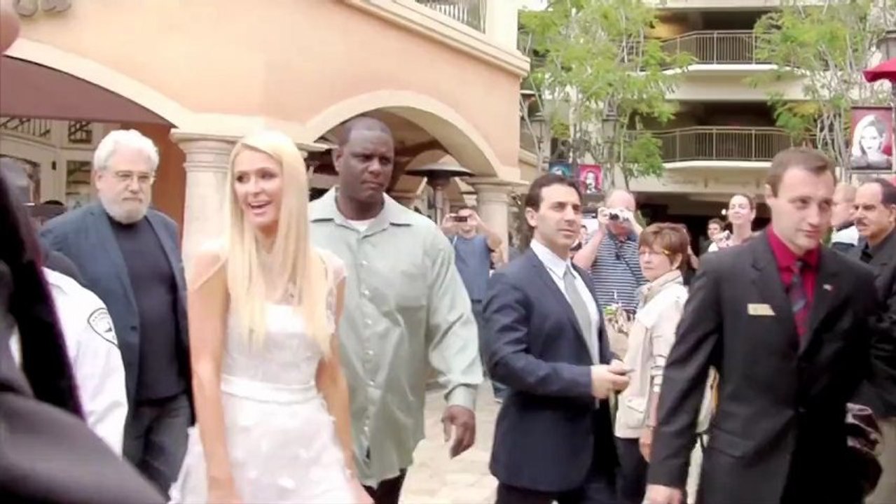 Ist Paris Hilton eifersüchtig auf Kim Kardashian's Erfolg?