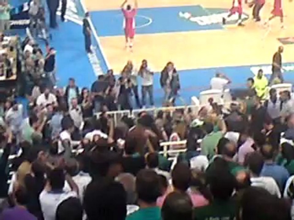 Prasina Nea: O Cisse sto OAKA