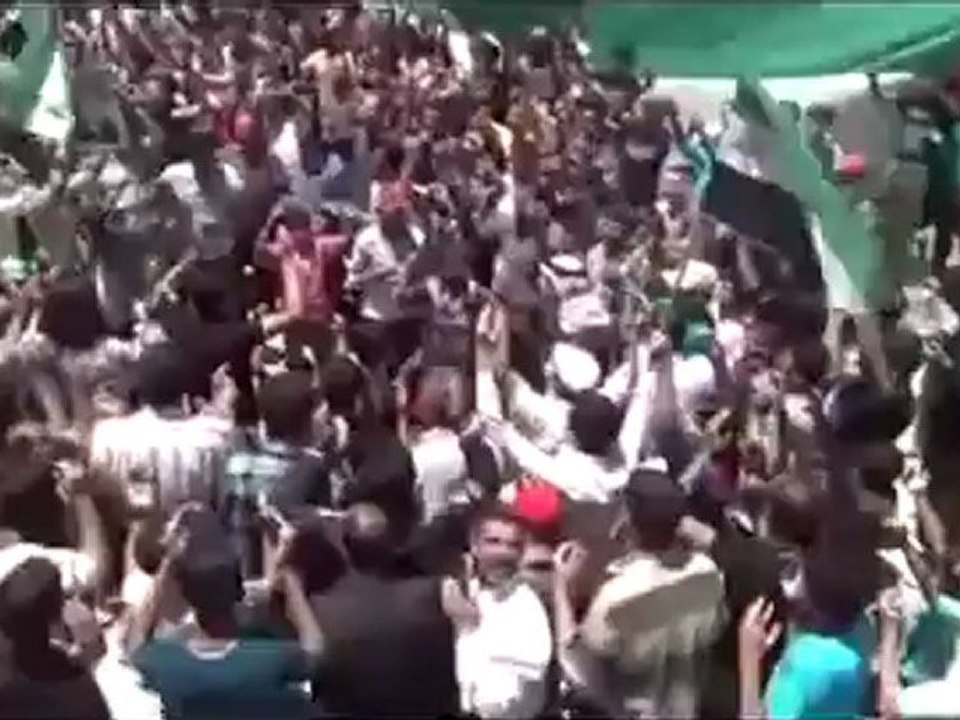 Syria فري برس درعا اليادودة تشيع الشهيد بسام الزوباني 30 5 2012 ج3 Daraa