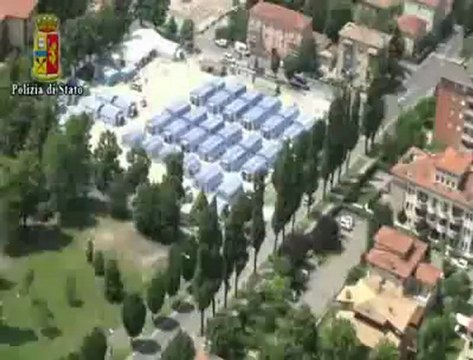 Le devastazioni del sisma in Emilia viste dall'elicottero della Polizia di Stato